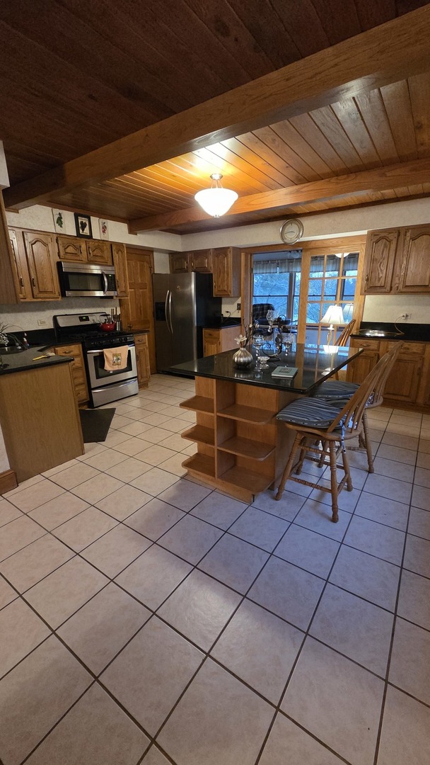 2502 E VANDRUNEN Drive, Crete, IL 60417