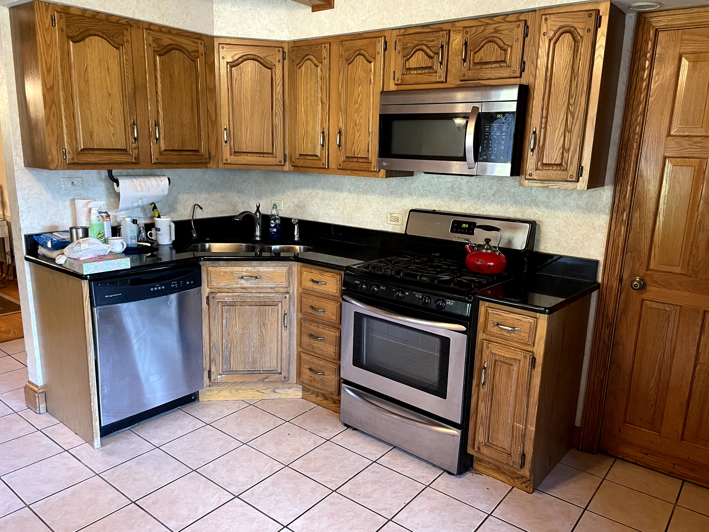 2502 E VANDRUNEN Drive, Crete, IL 60417