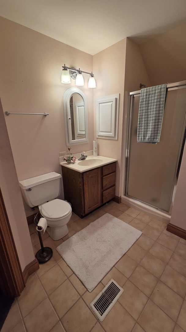 2502 E VANDRUNEN Drive, Crete, IL 60417