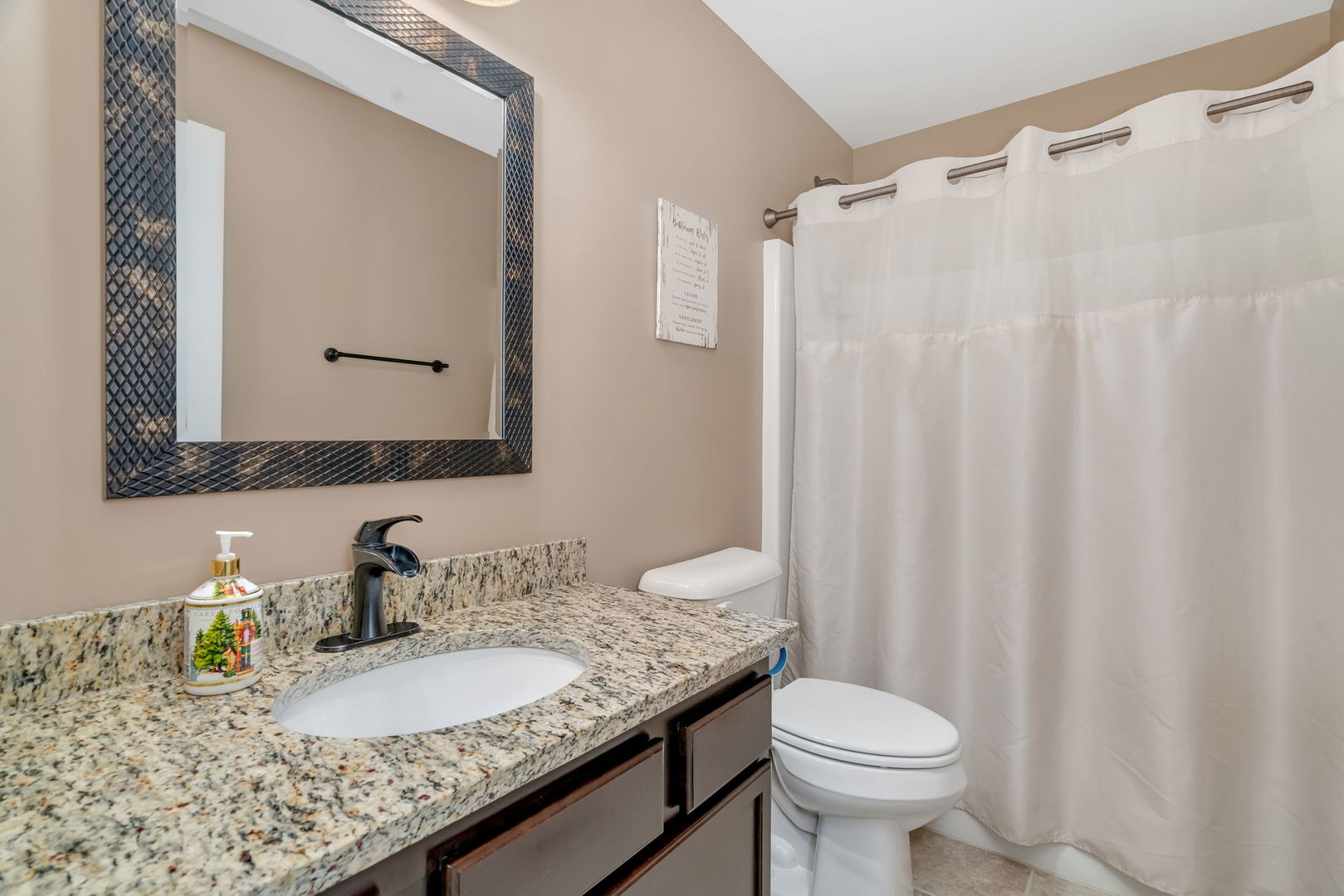 921 Casey Drive, Minooka, IL 60447