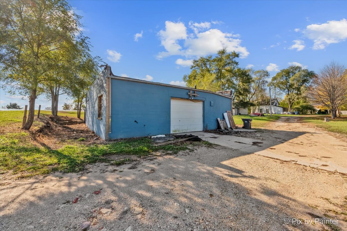 9130 US Highway 20, Garden Prairie, IL 61038