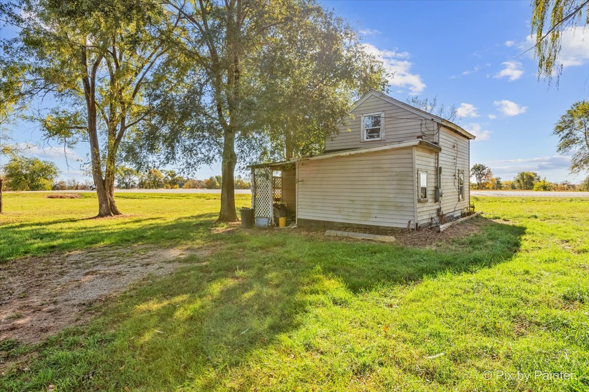 9130 US Highway 20, Garden Prairie, IL 61038