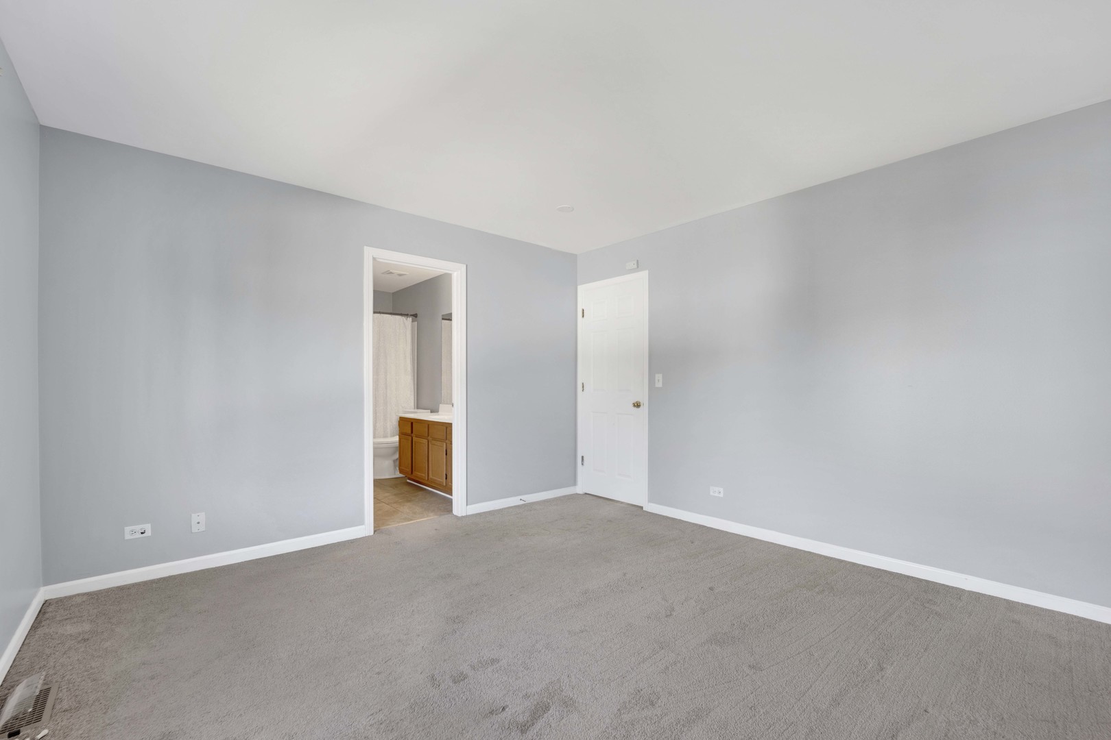 2571 Eldorado Lane #1, Naperville, IL 60564