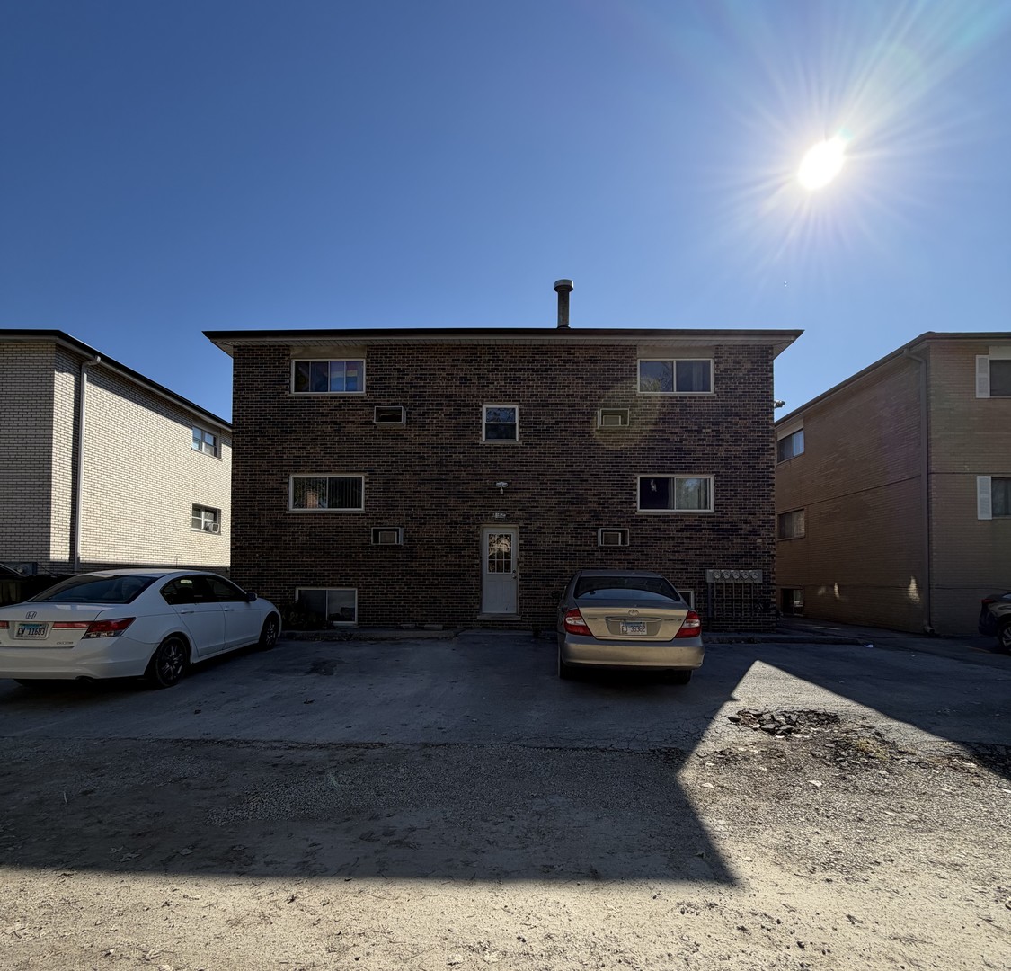 11162 S Columbus Drive, Worth, IL 60482