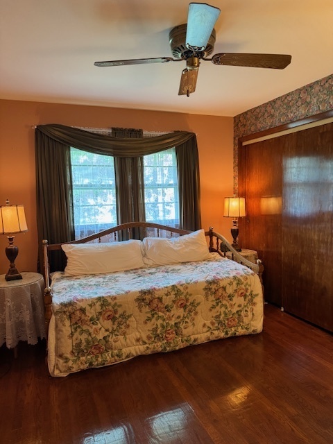 1014 N Elmhurst Road, Prospect Heights, IL 60070