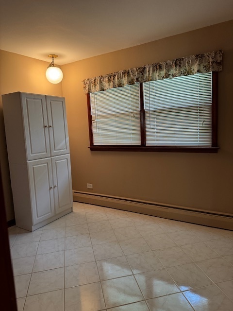 1014 N Elmhurst Road, Prospect Heights, IL 60070