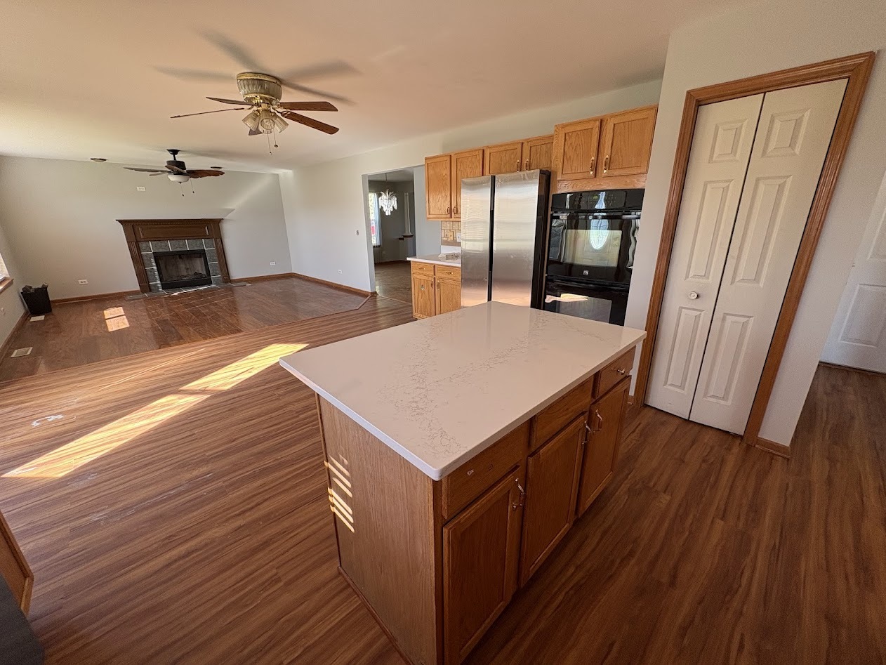 23901 Cahills Way, Plainfield, IL 60586