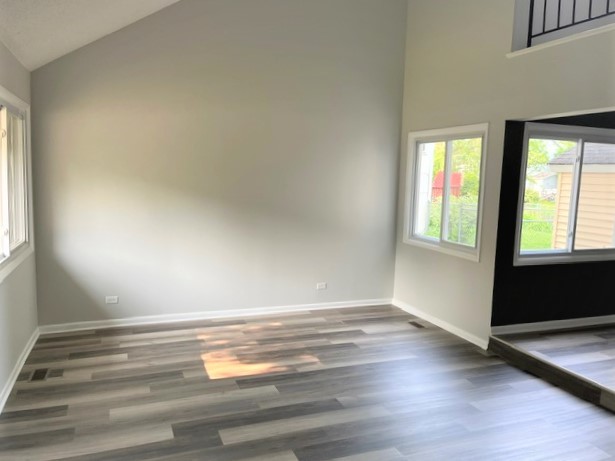 5711 Ring Court, Hanover Park, IL 60133