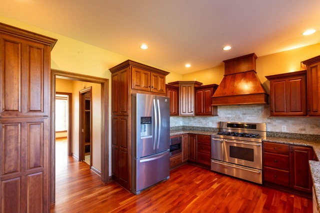 25812 91st Street, Salem, WI 53168