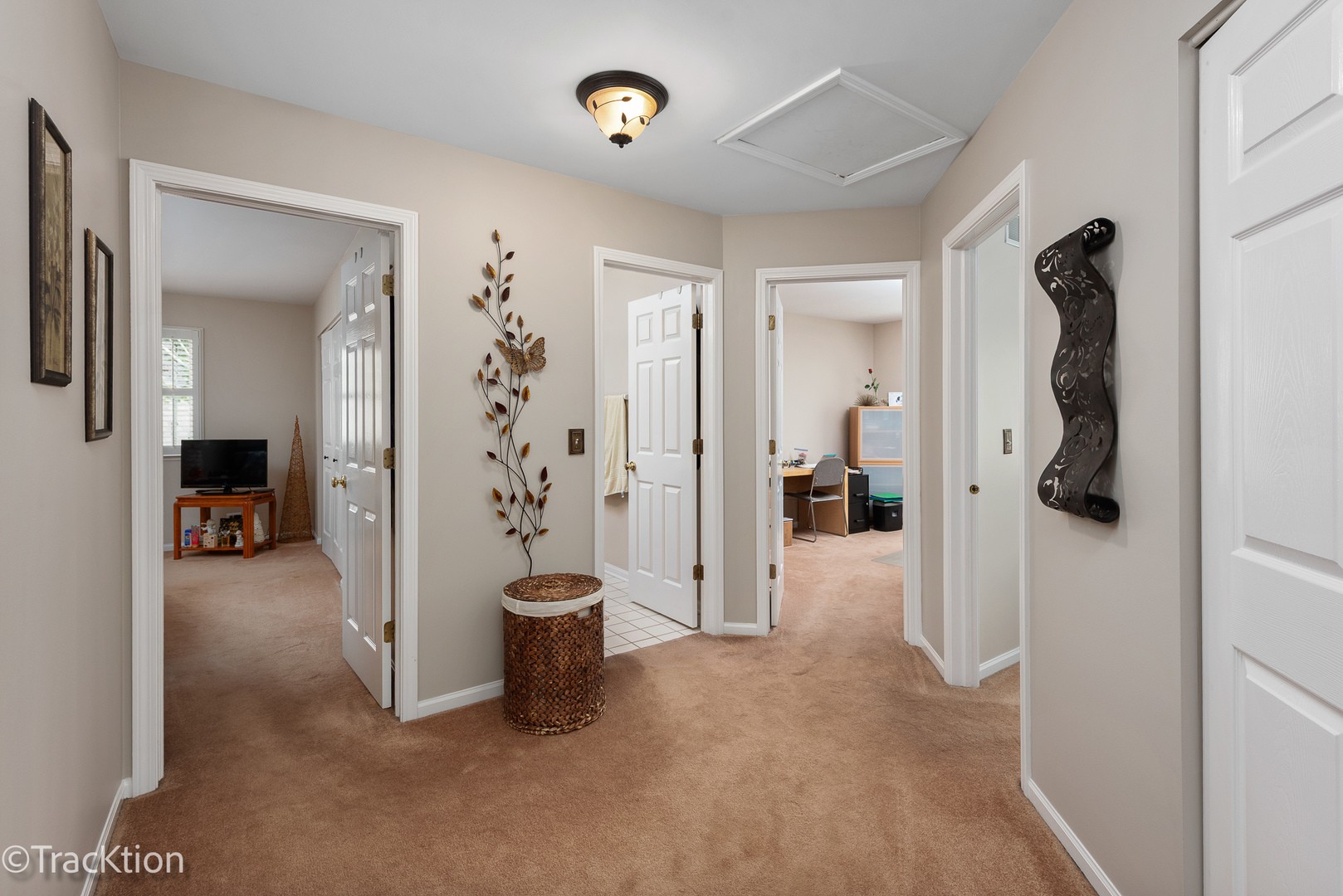 498 Capital Lane, Gurnee, IL 60031