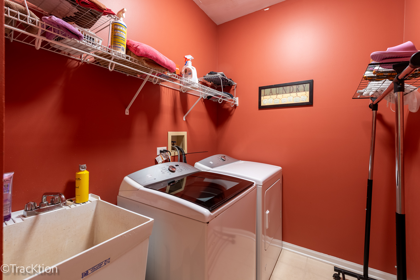 498 Capital Lane, Gurnee, IL 60031