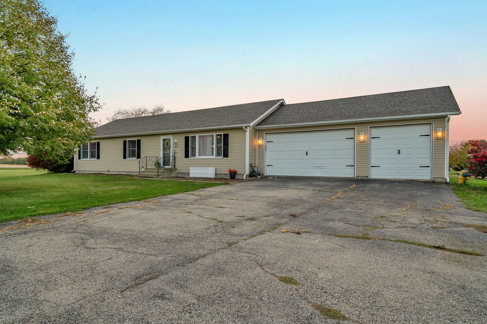 3945 S Broadway Road, Braceville, IL 60407