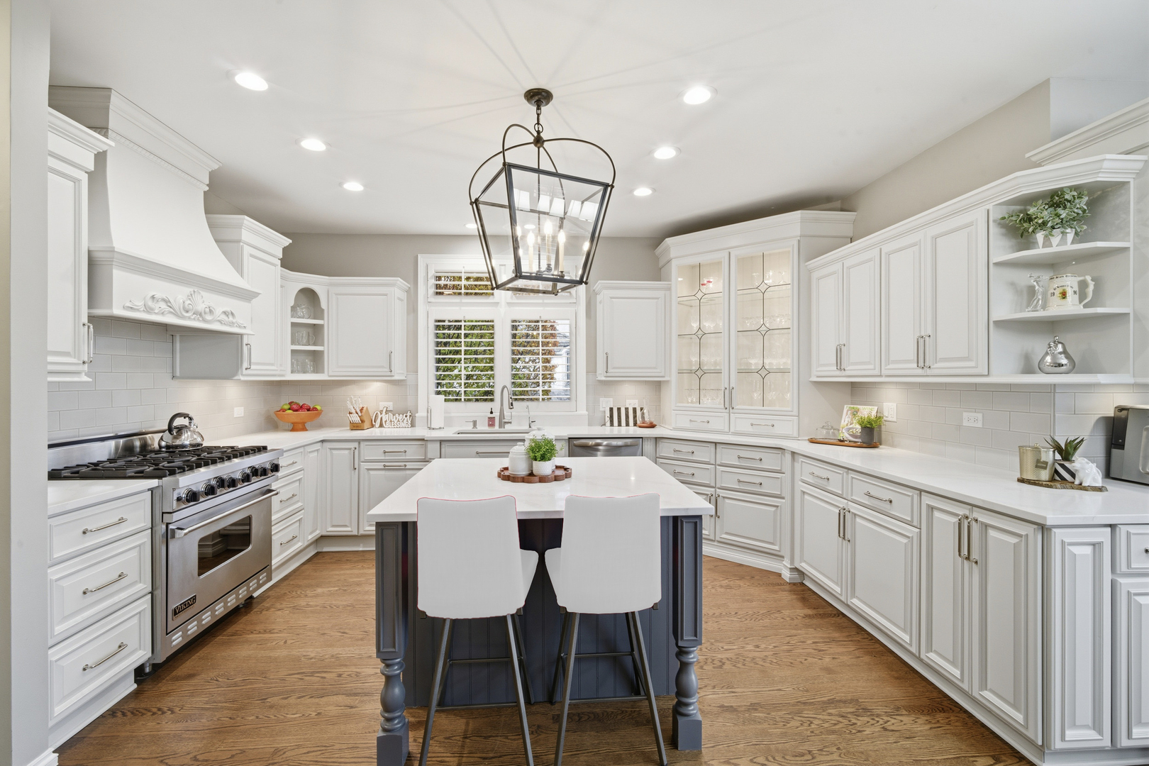 28790 N Sky Crest Drive, Ivanhoe, IL 60060