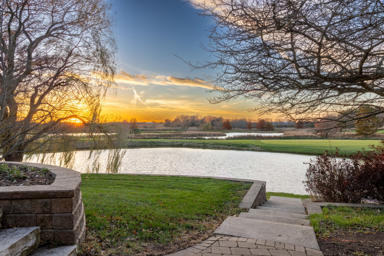 28790 N Sky Crest Drive, Ivanhoe, IL 60060