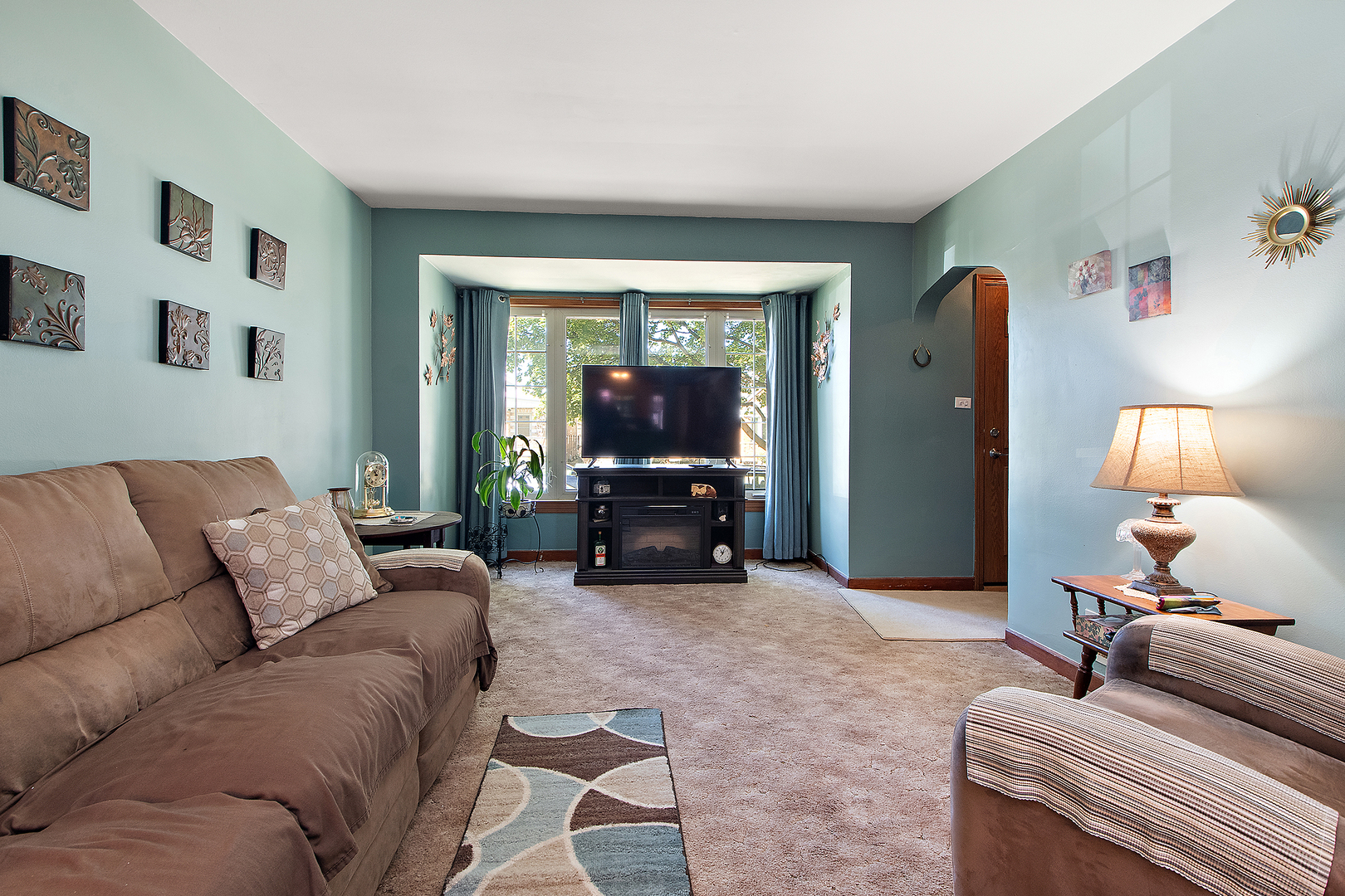 6731 S Kolin Avenue, Chicago, IL 60629