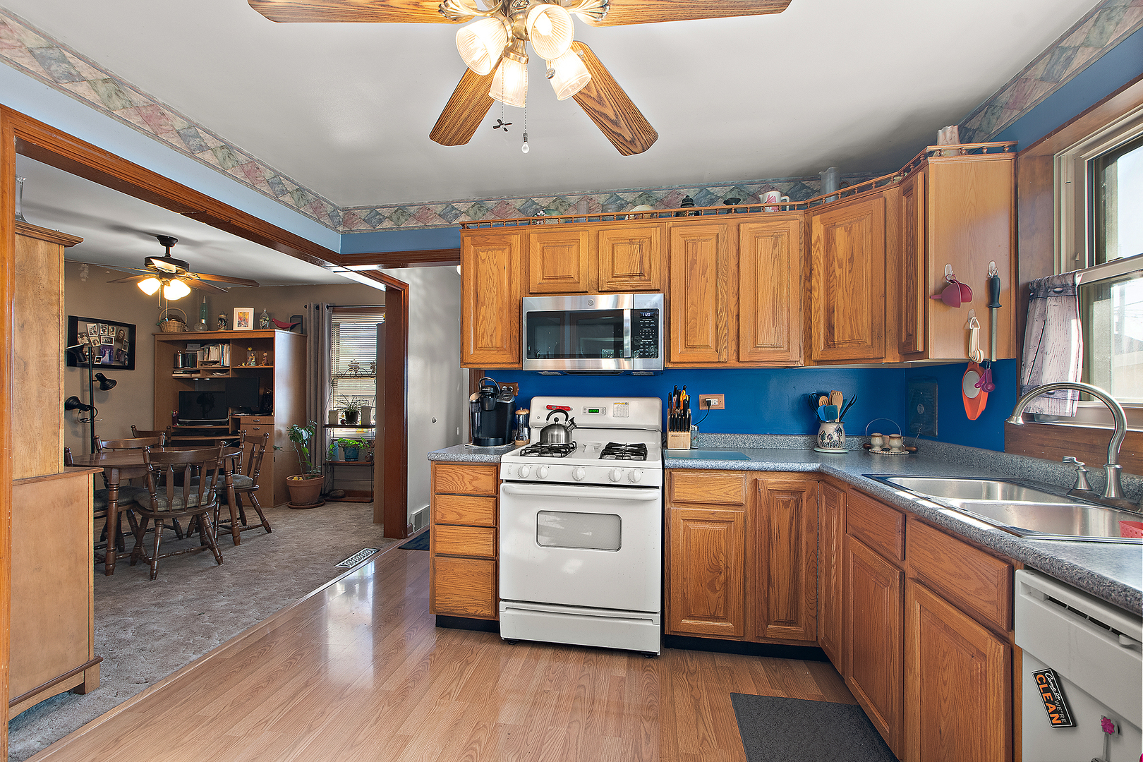 6731 S Kolin Avenue, Chicago, IL 60629