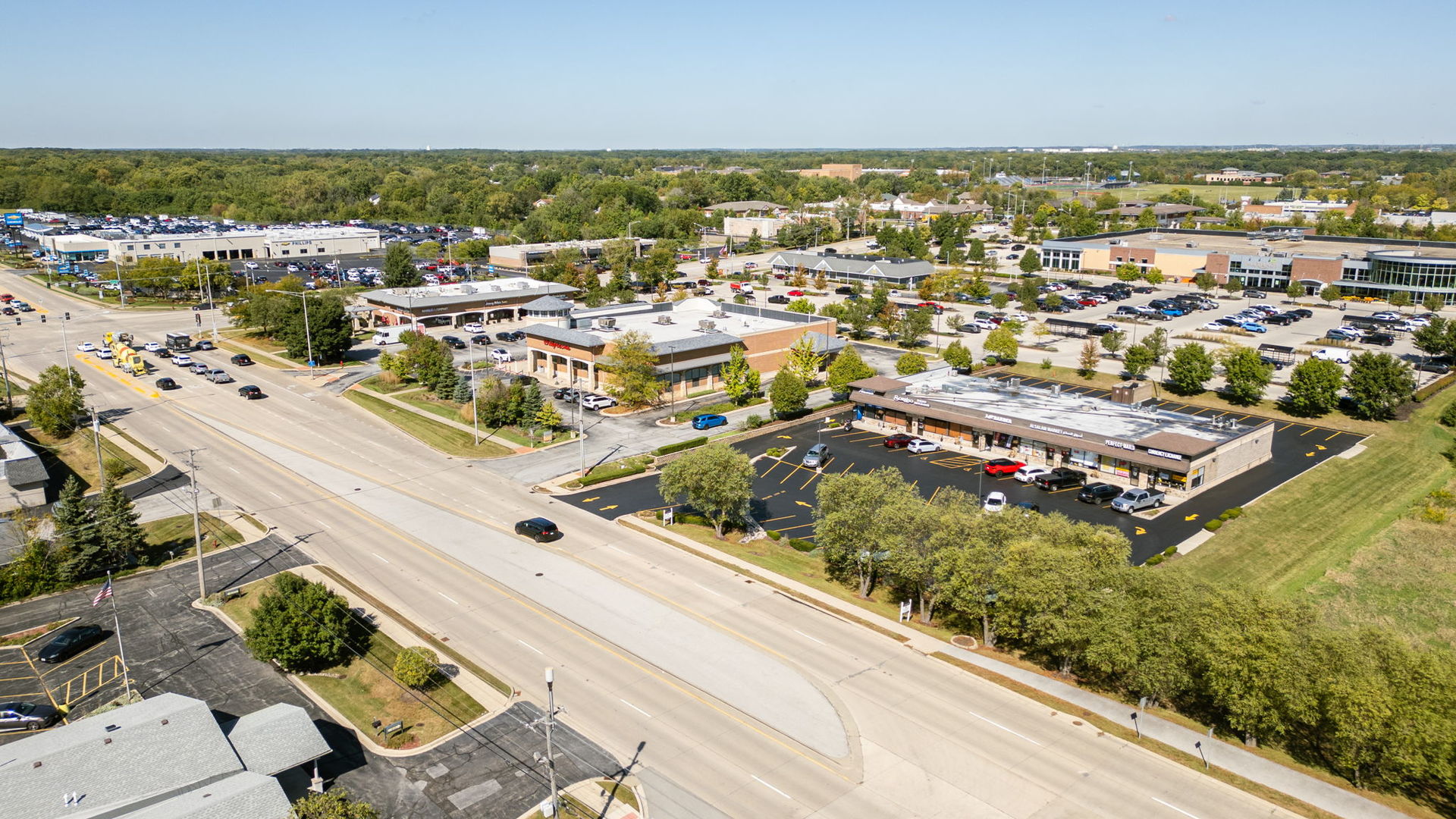 9500 W Lincoln Highway, Frankfort, IL 60423