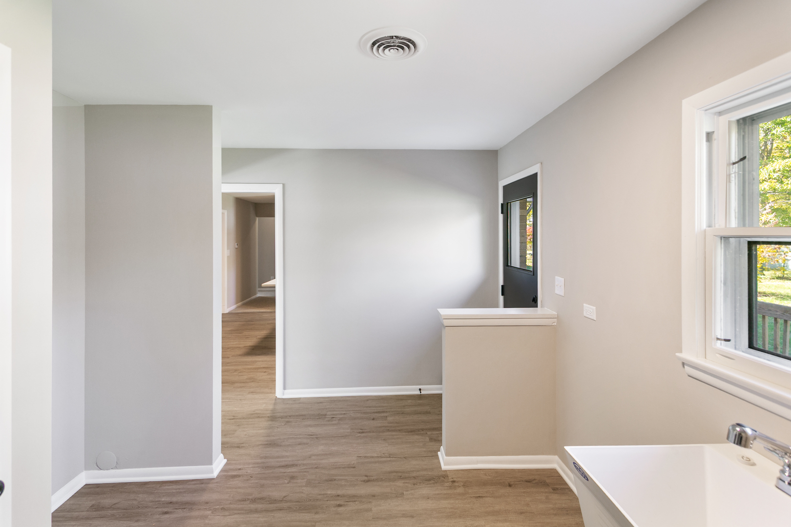 1431 W Vanmeter Street, Kankakee, IL 60901