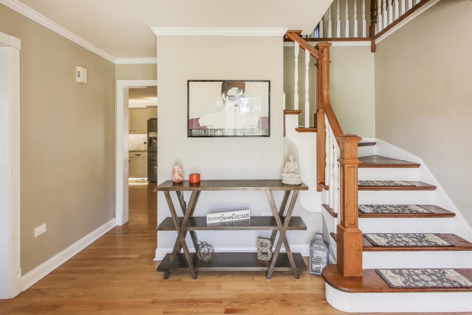 402 Hankes Road, Sugar Grove, IL 60554