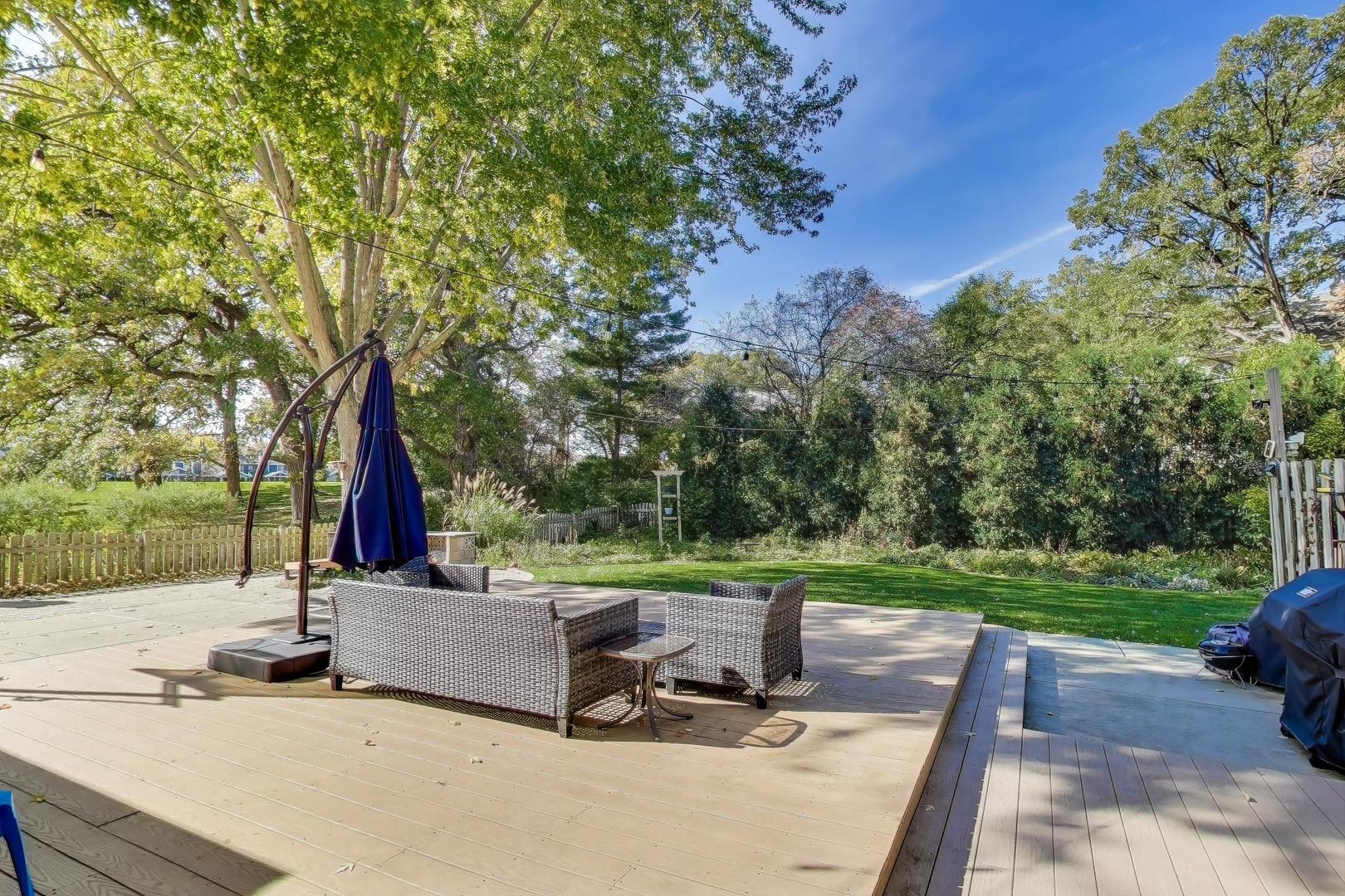 402 Hankes Road, Sugar Grove, IL 60554