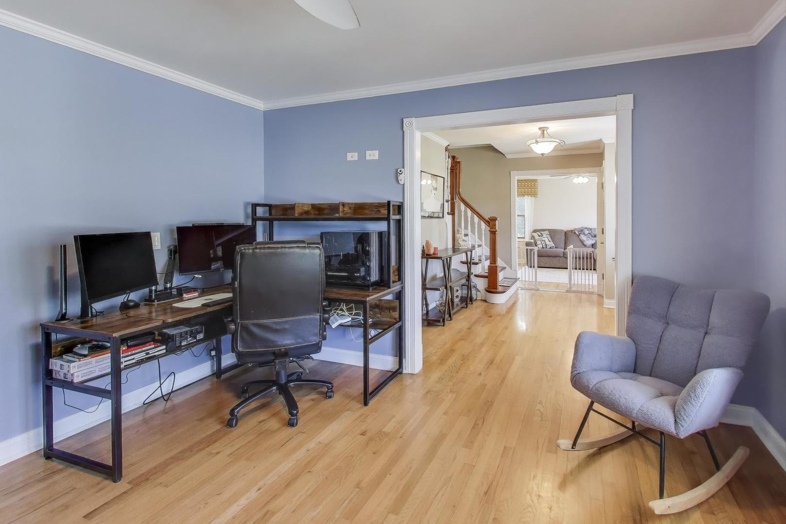 402 Hankes Road, Sugar Grove, IL 60554