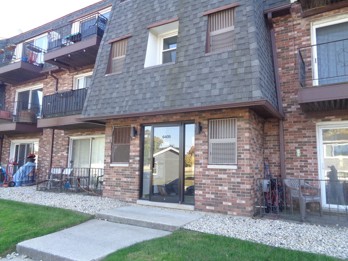 6405 W Home Avenue #8A, Worth, IL 60482