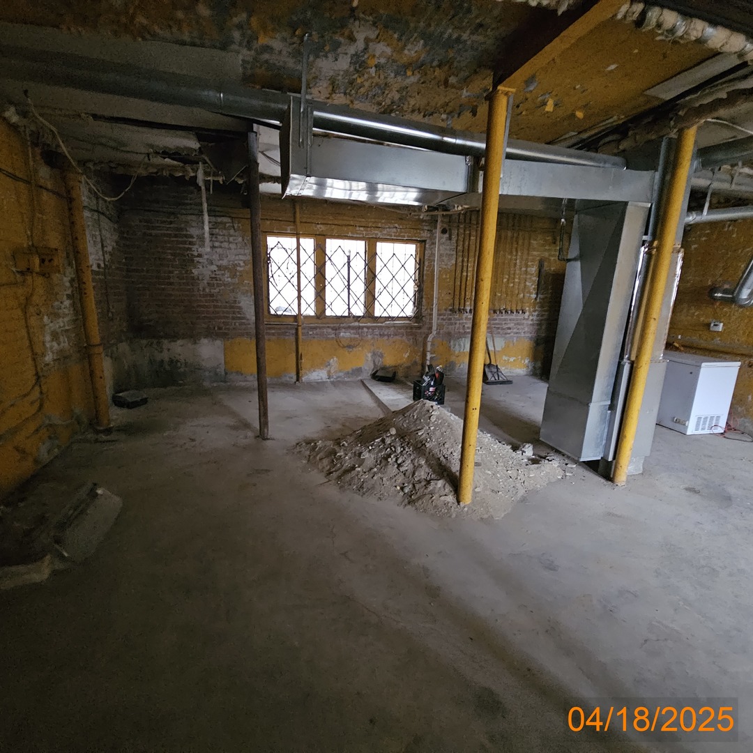 840 N Massasoit Street, Chicago, IL 60651