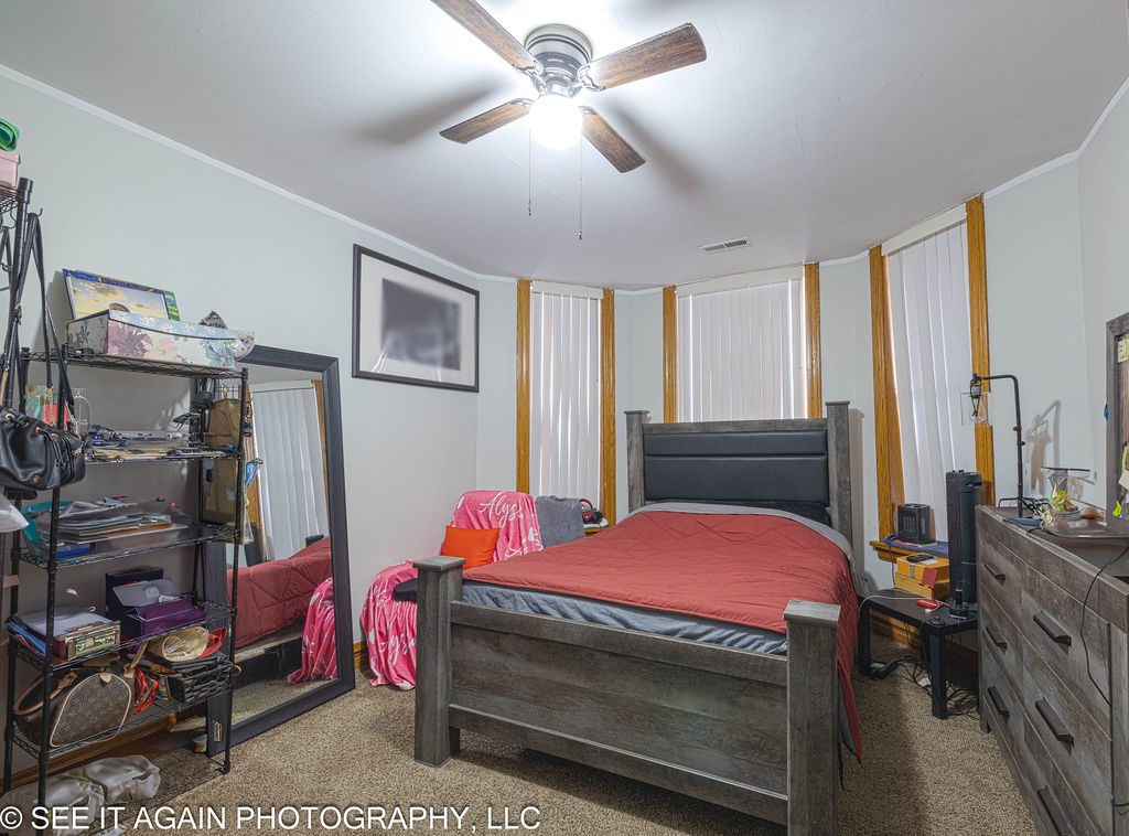 5942 S Calumet Avenue, Chicago, IL 60637