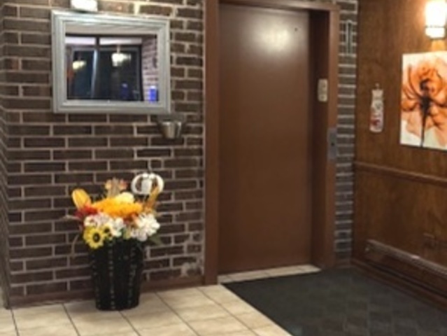 14647 Greenwood Road #312, Dolton, IL 60419