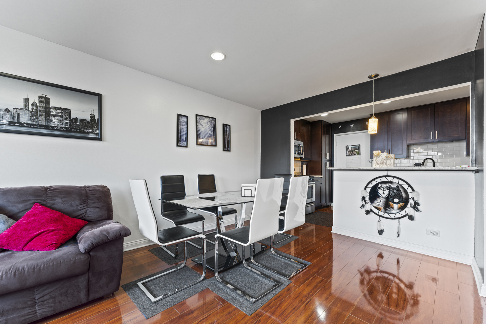 4623 N Chester Avenue #410, Chicago, IL 60656