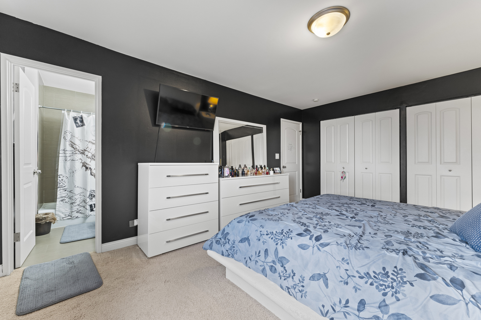 4623 N Chester Avenue #410, Chicago, IL 60656