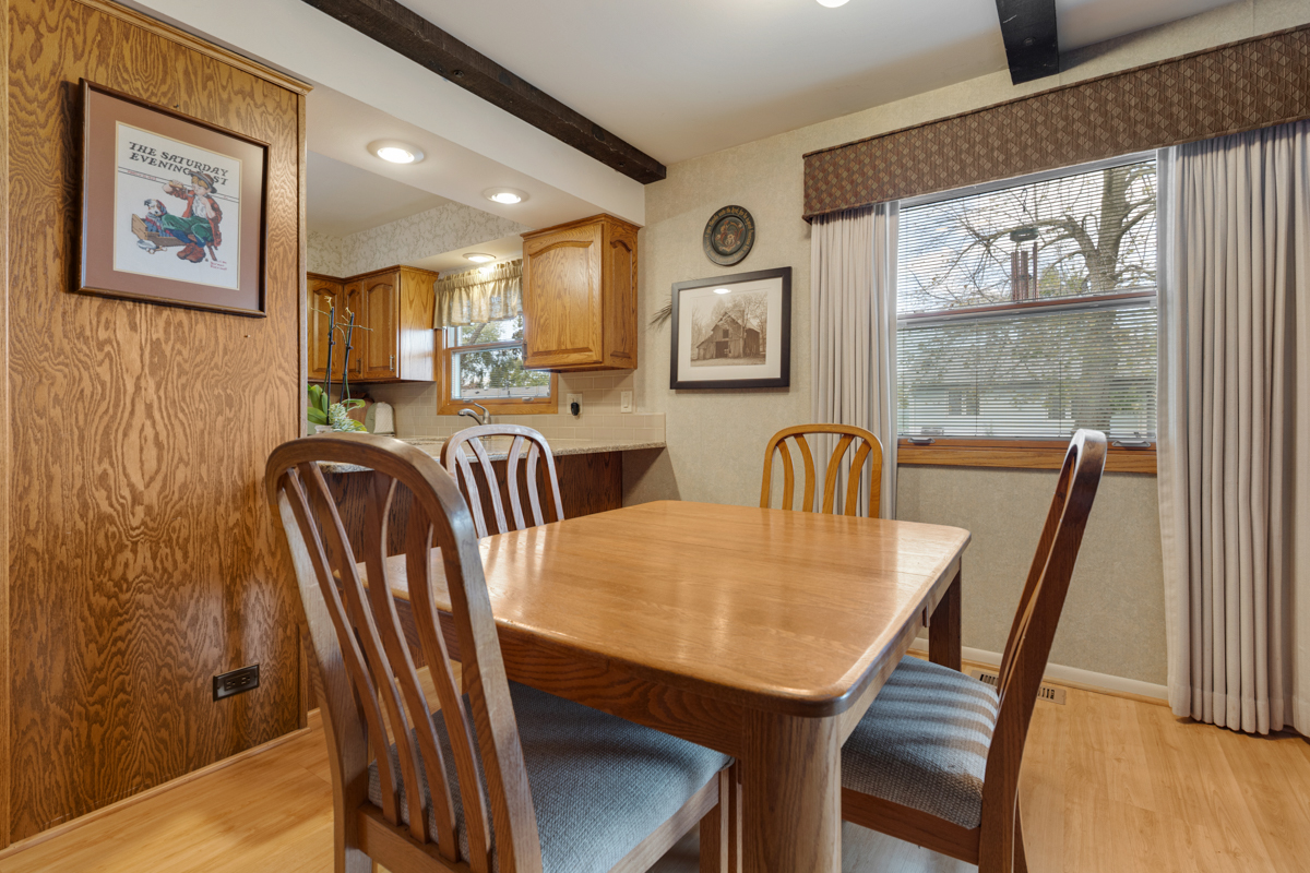 1244 DOVER Lane, Elk Grove Village, IL 60007