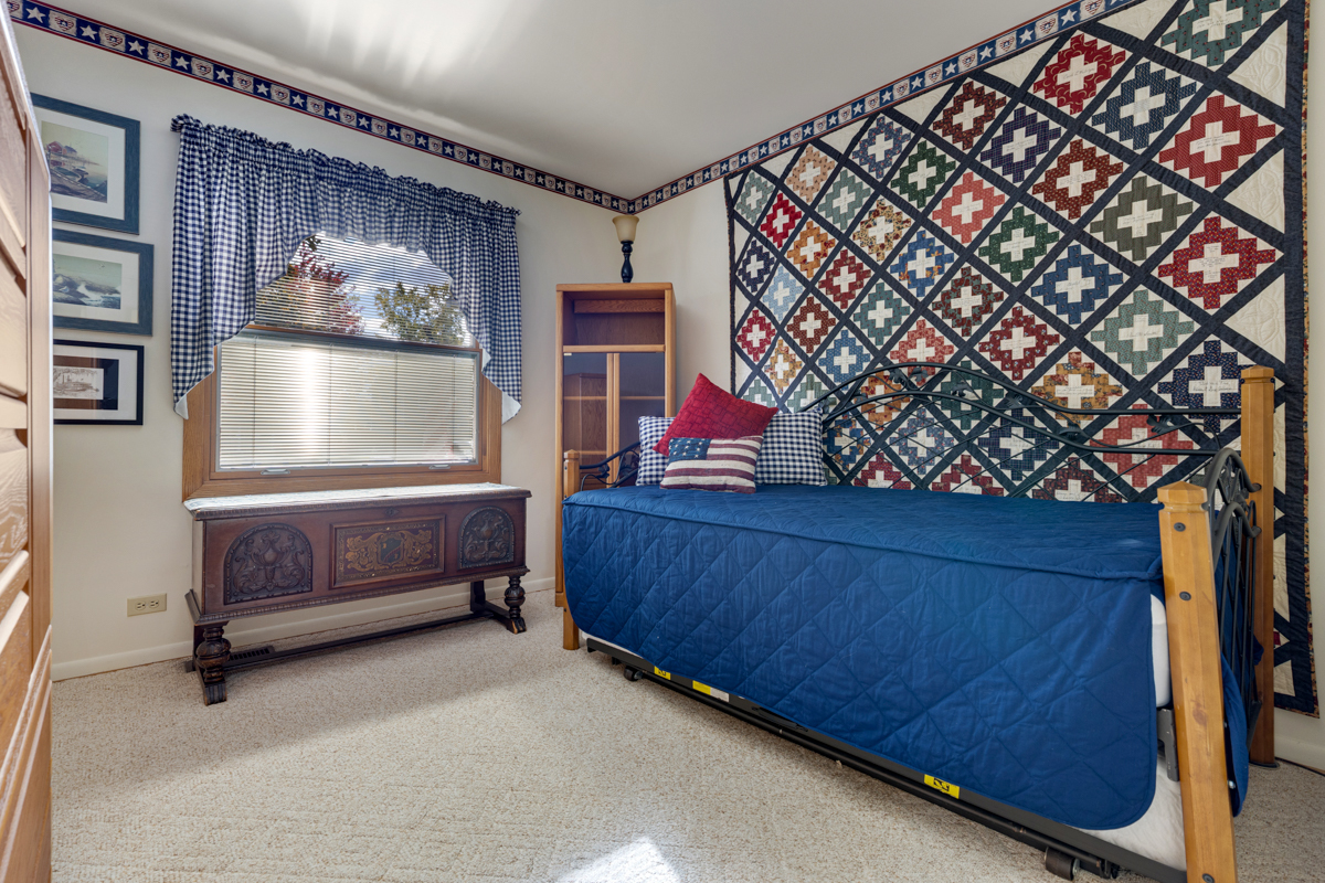 1244 DOVER Lane, Elk Grove Village, IL 60007