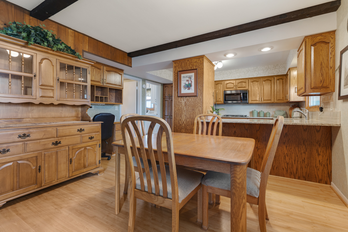 1244 DOVER Lane, Elk Grove Village, IL 60007