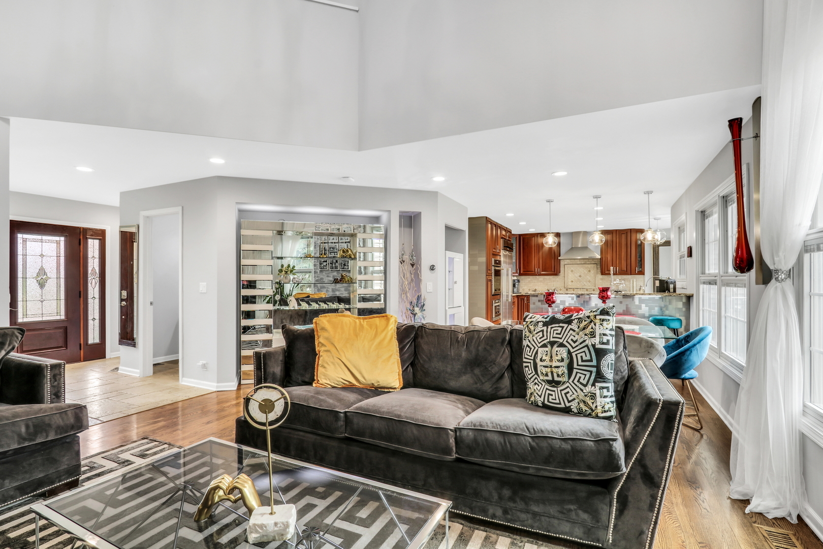 862 Waterview Drive, Round Lake Park, IL 60073