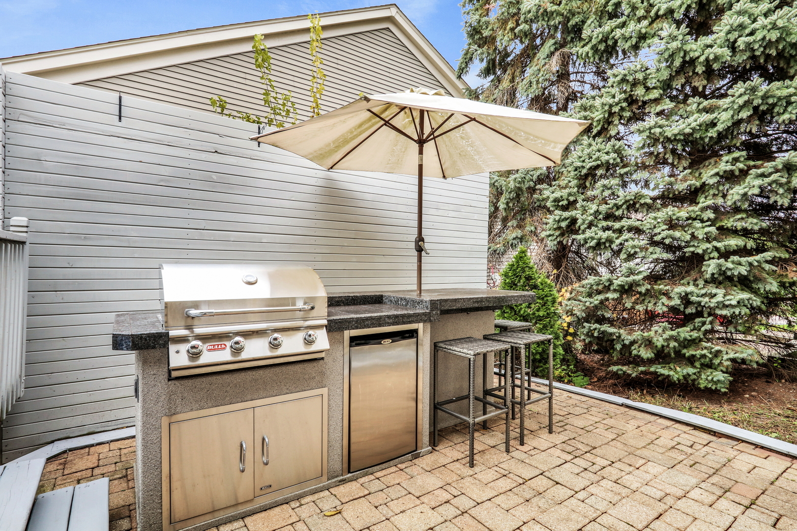 862 Waterview Drive, Round Lake Park, IL 60073