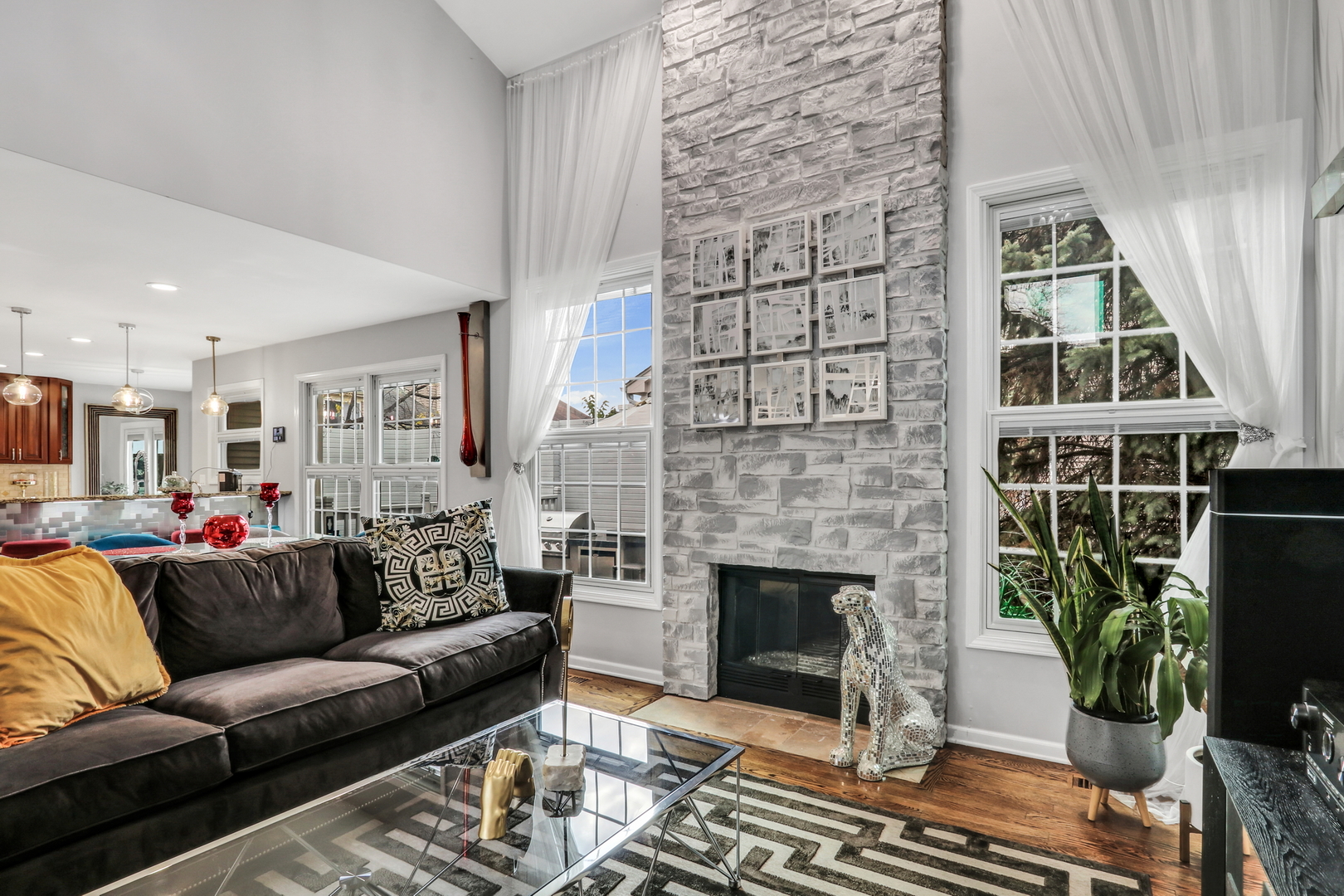 862 Waterview Drive, Round Lake Park, IL 60073