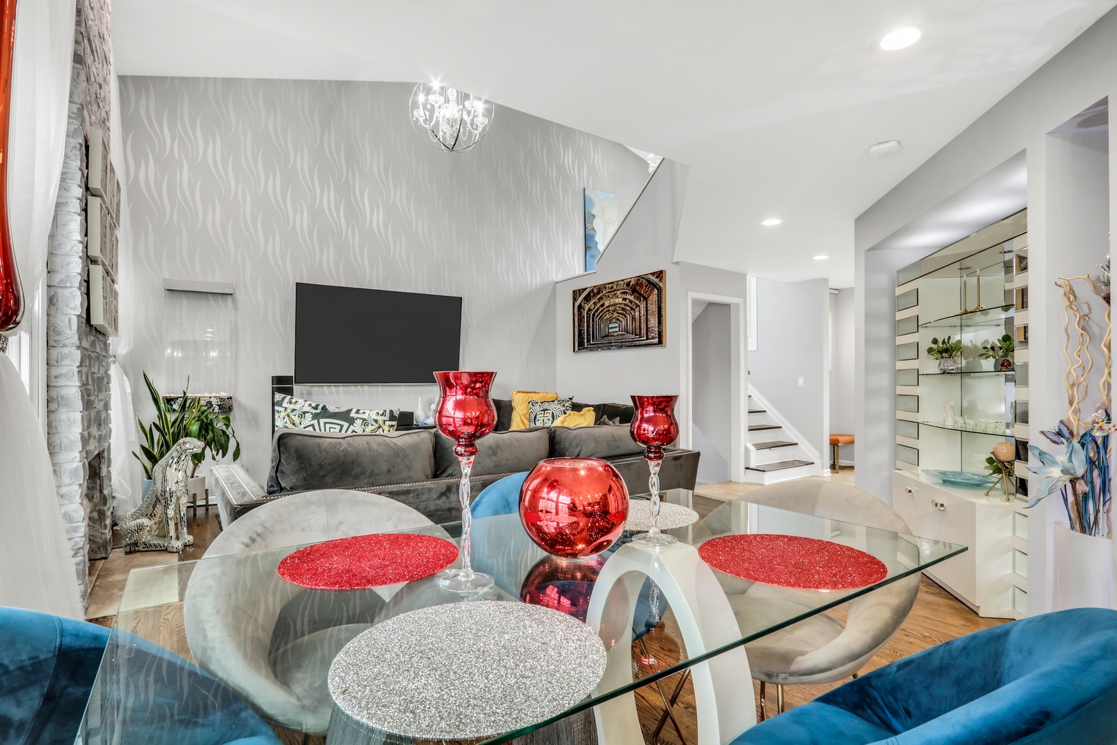 862 Waterview Drive, Round Lake Park, IL 60073