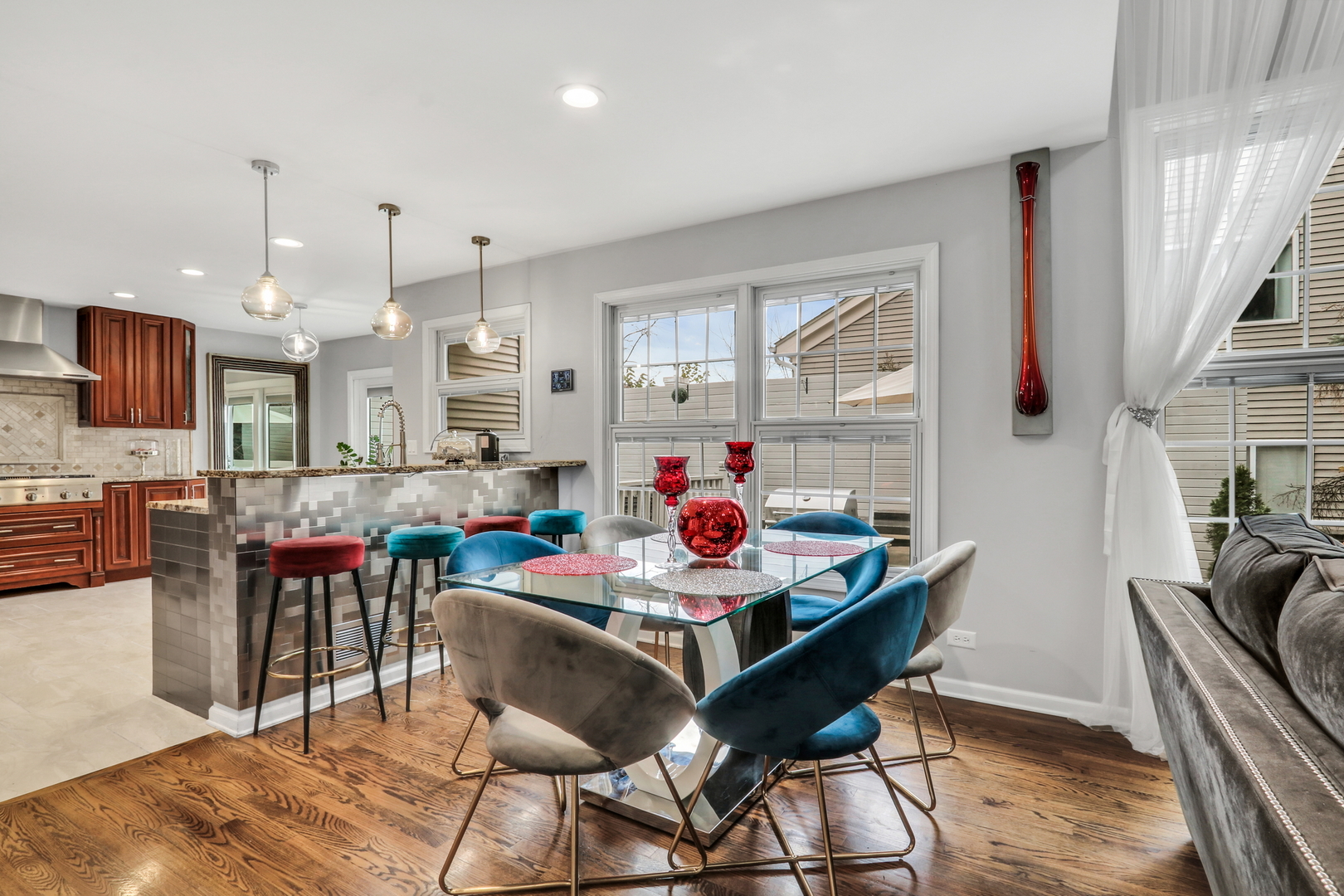 862 Waterview Drive, Round Lake Park, IL 60073