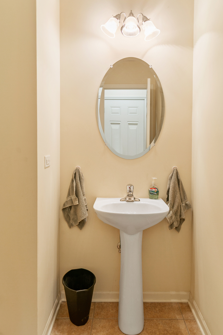 1086 BIRCH Lane #39R, Romeoville, IL 60446