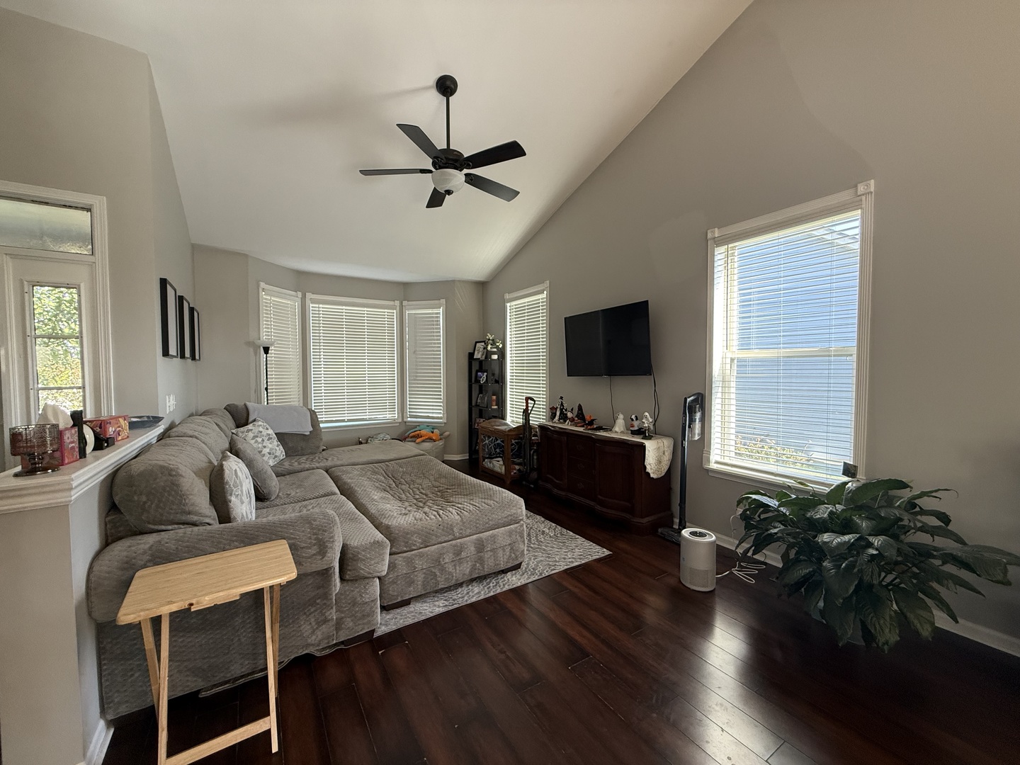 2904 Arbor Lane, Aurora, IL 60502