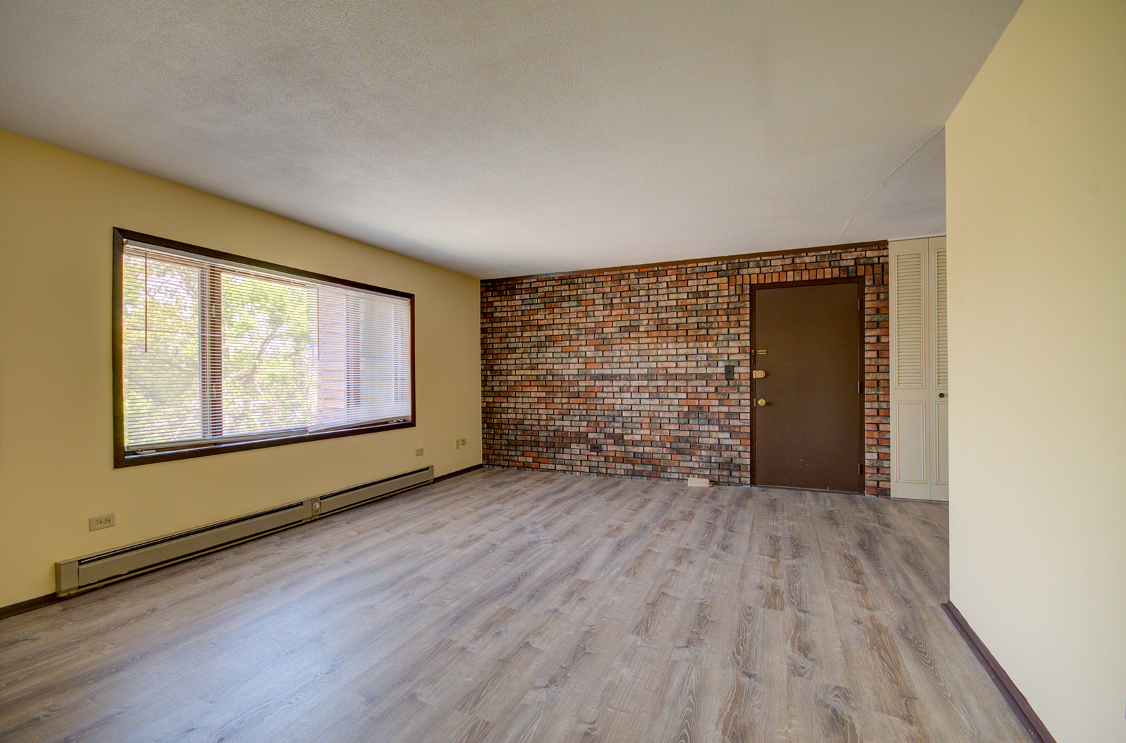 1608 Richmond Street #9, Joliet, IL 60435