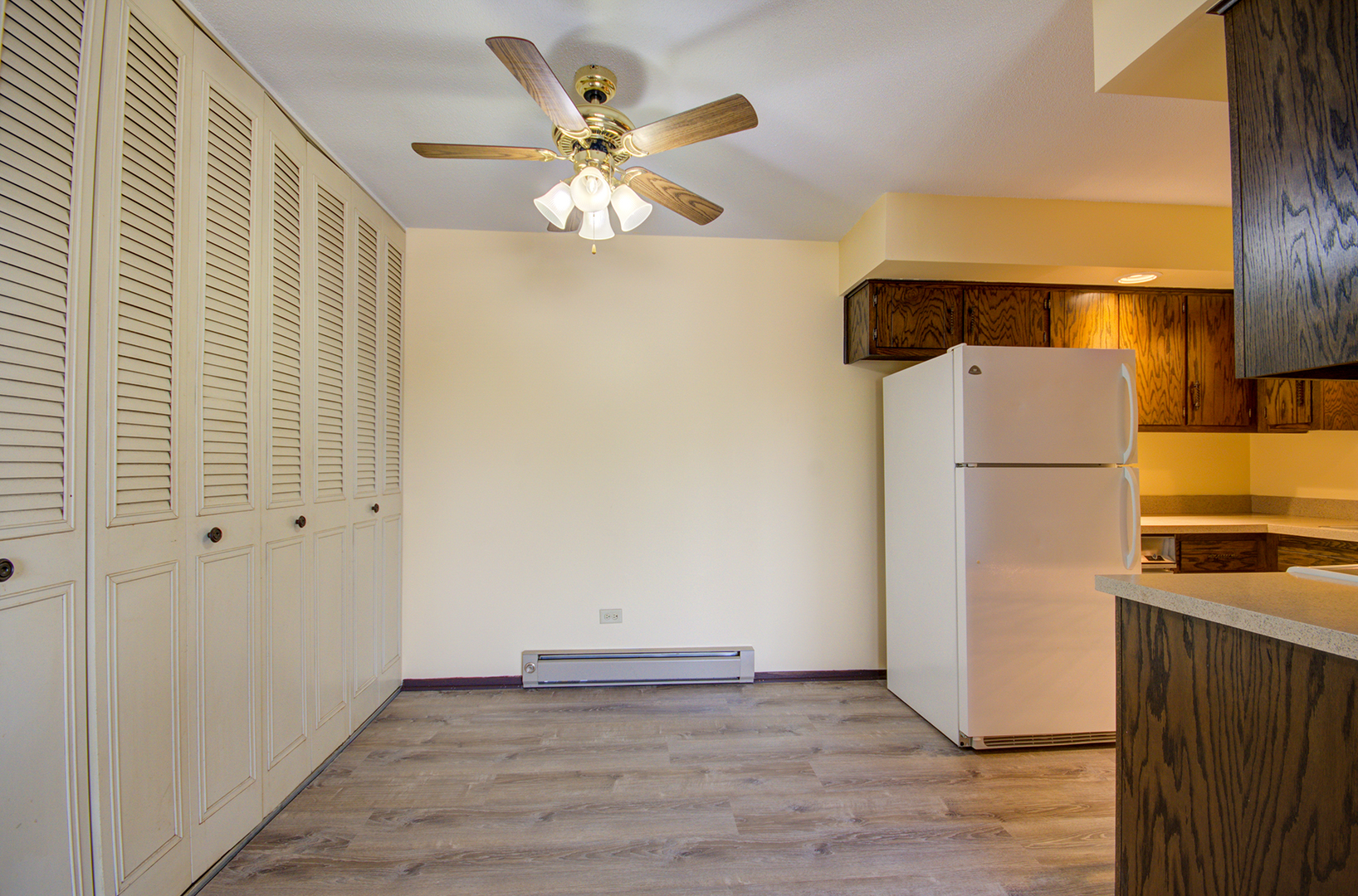 1608 Richmond Street #9, Joliet, IL 60435