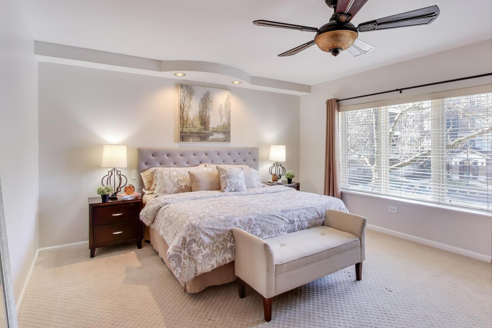 425 Village Green #213, Lincolnshire, IL 60069