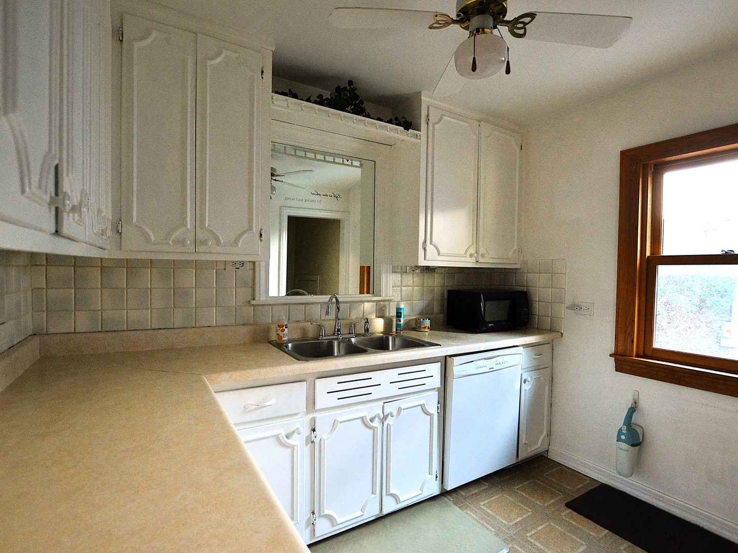 9835 St. Louis Avenue, Evergreen Park, IL 60805