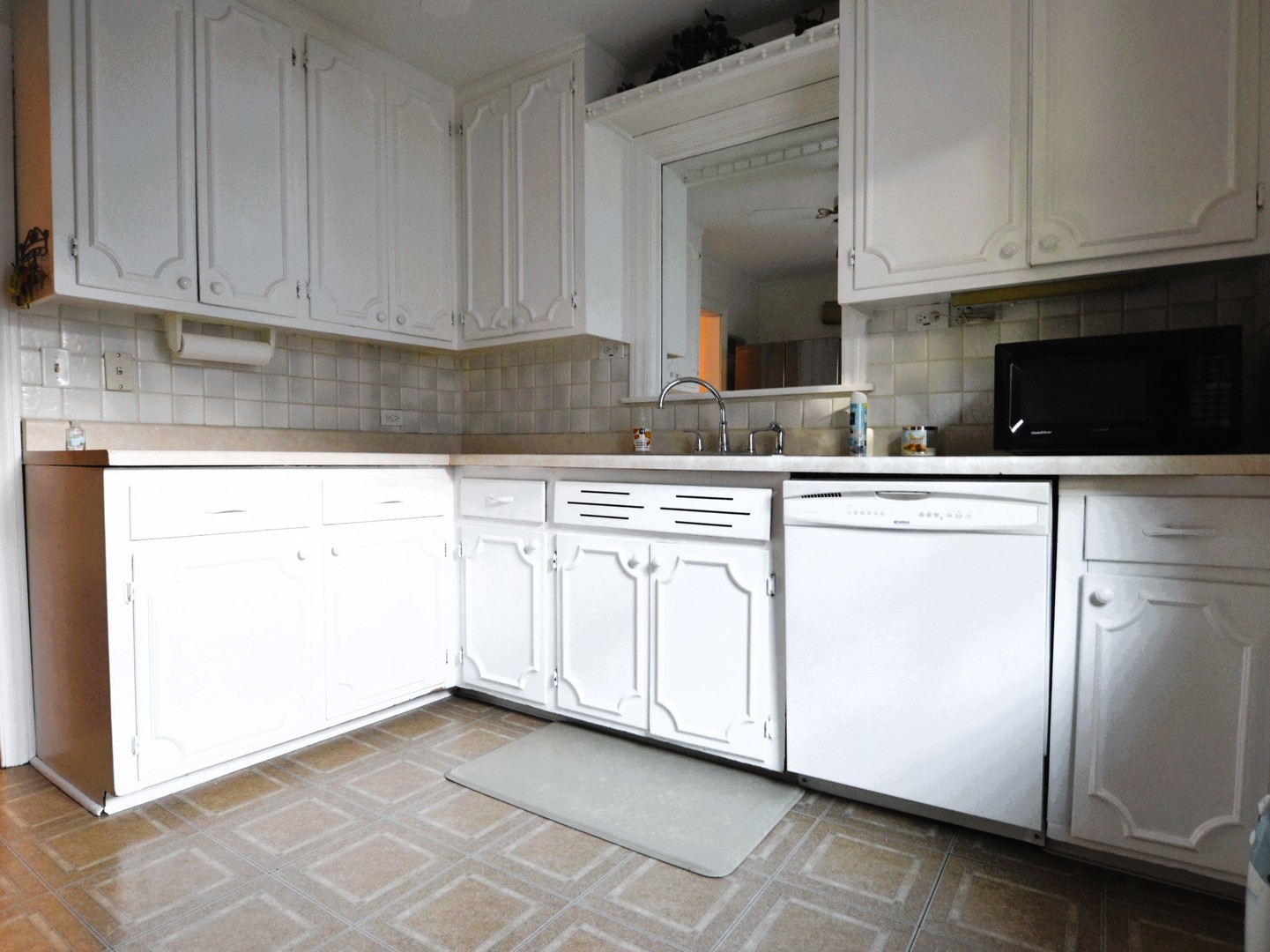 9835 St. Louis Avenue, Evergreen Park, IL 60805