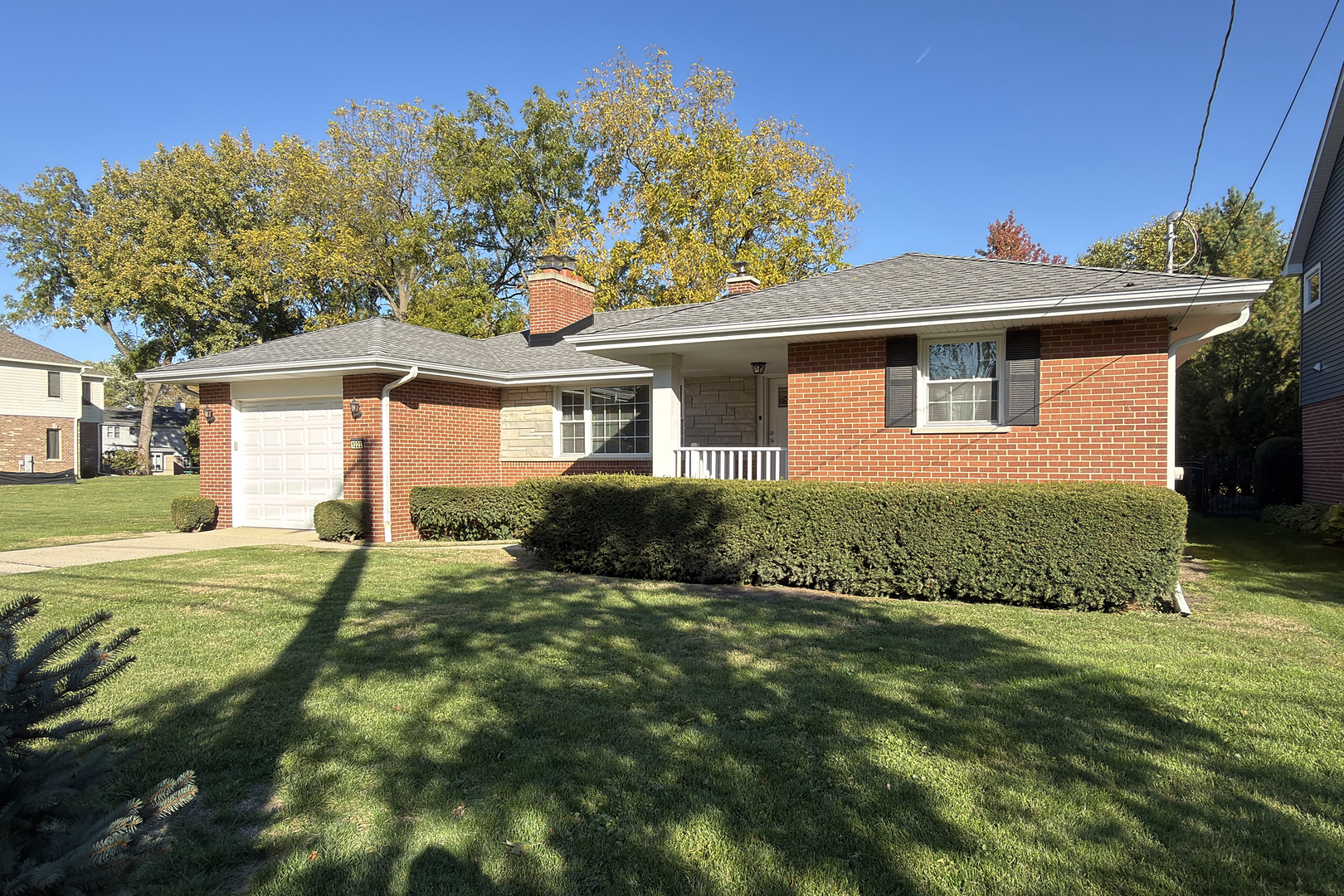 1222 E kensington Road, Arlington Heights, IL 60004
