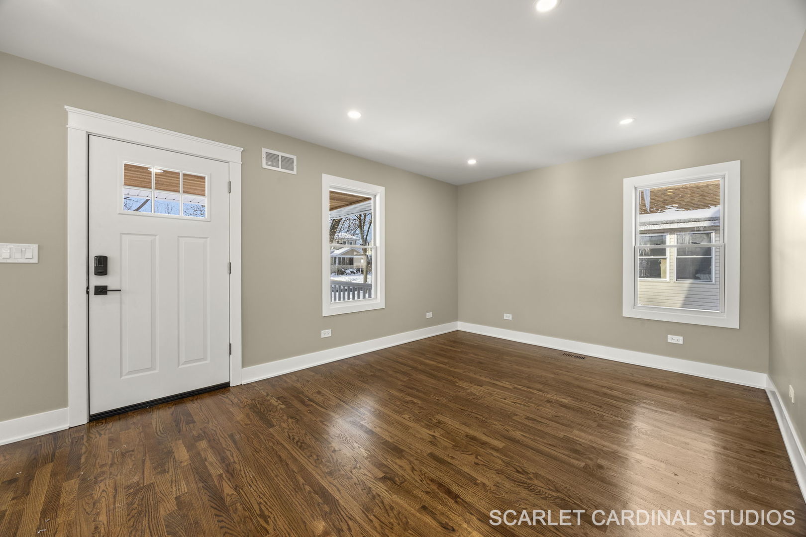 213 S Yale Avenue, Villa Park, IL 60181