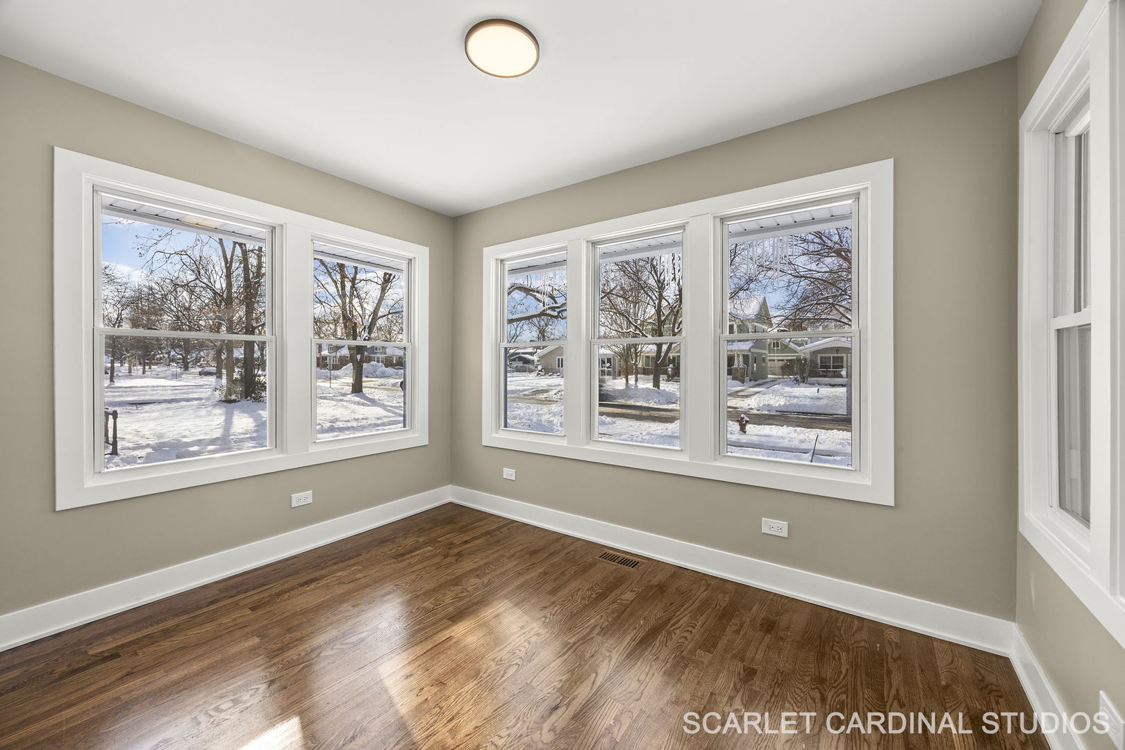 213 S Yale Avenue, Villa Park, IL 60181