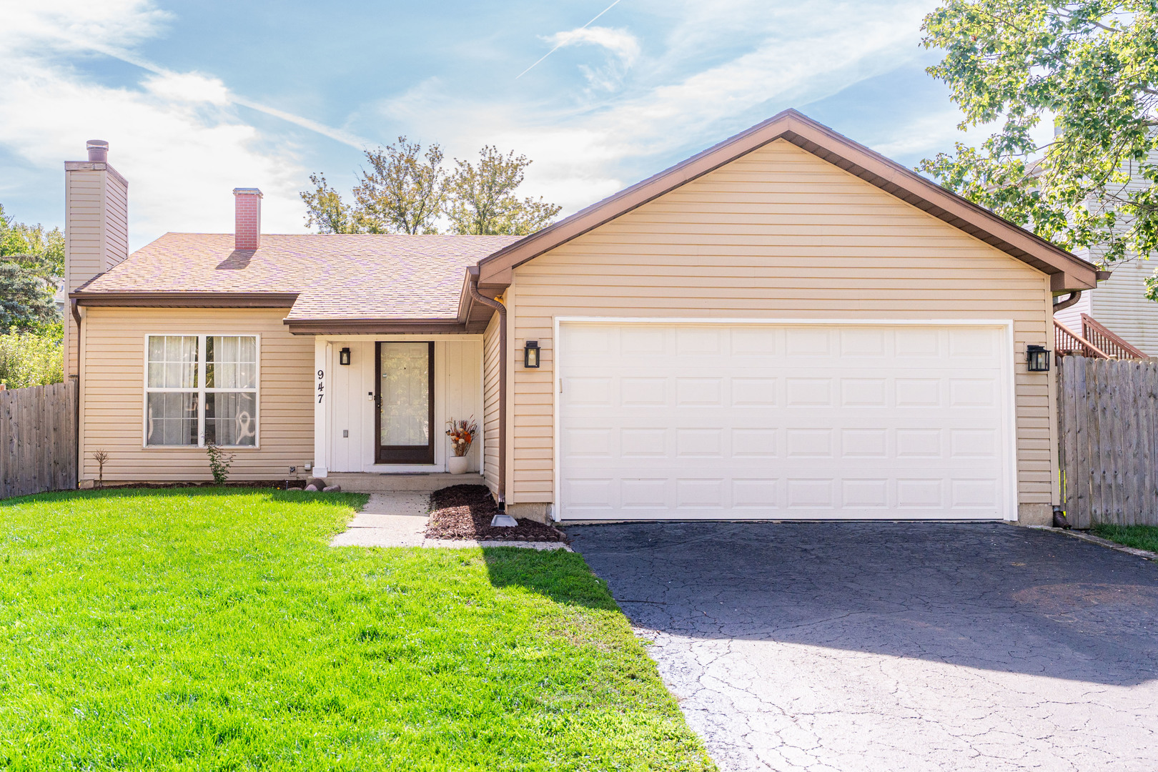 947 Aspen Drive, Lombard, IL 60148